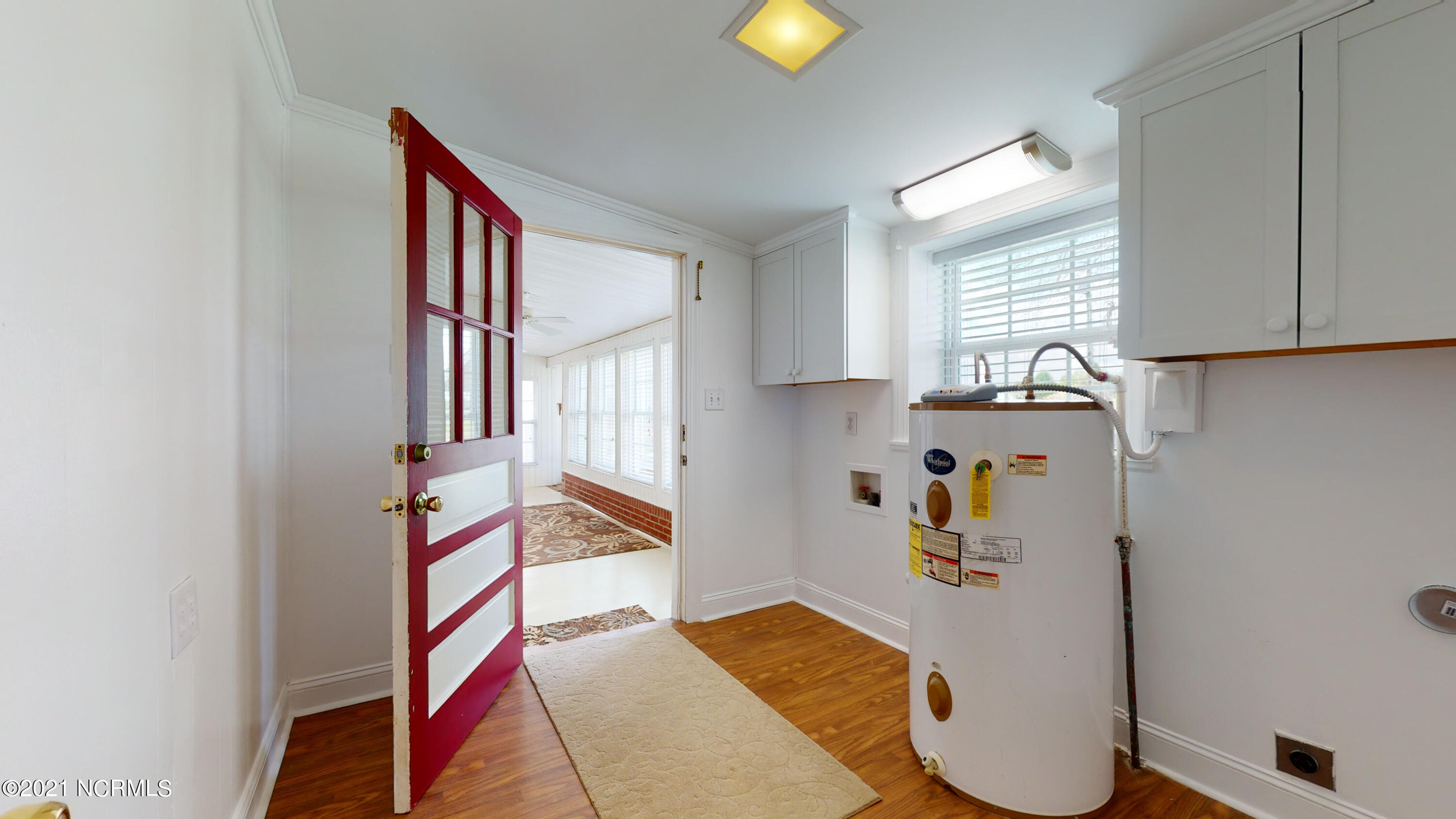 639 Sumrell Road Ayden, NC 28513 - Photo 22 of 52 Laundry room