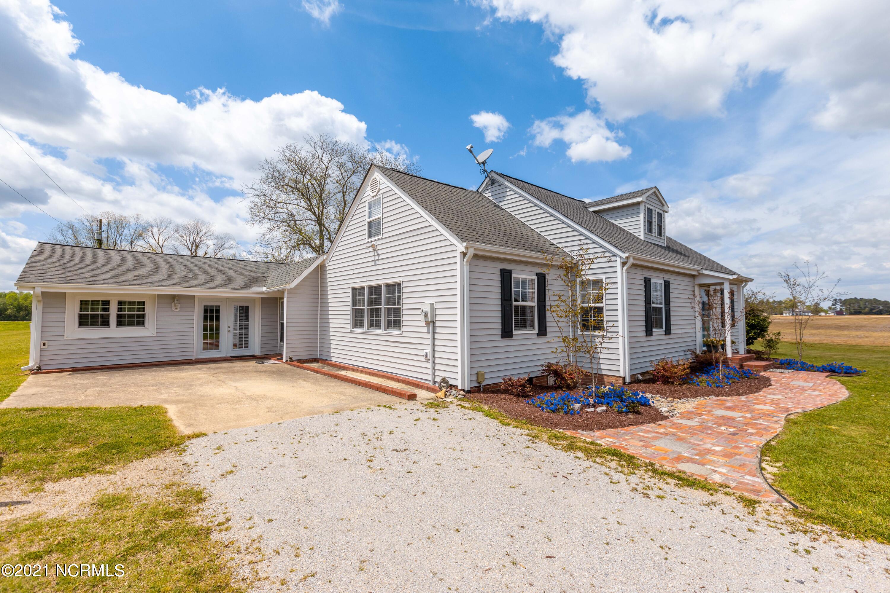 639 Sumrell Road Ayden, NC 28513 - Photo 33 of 52 639 Sumrell Road-3