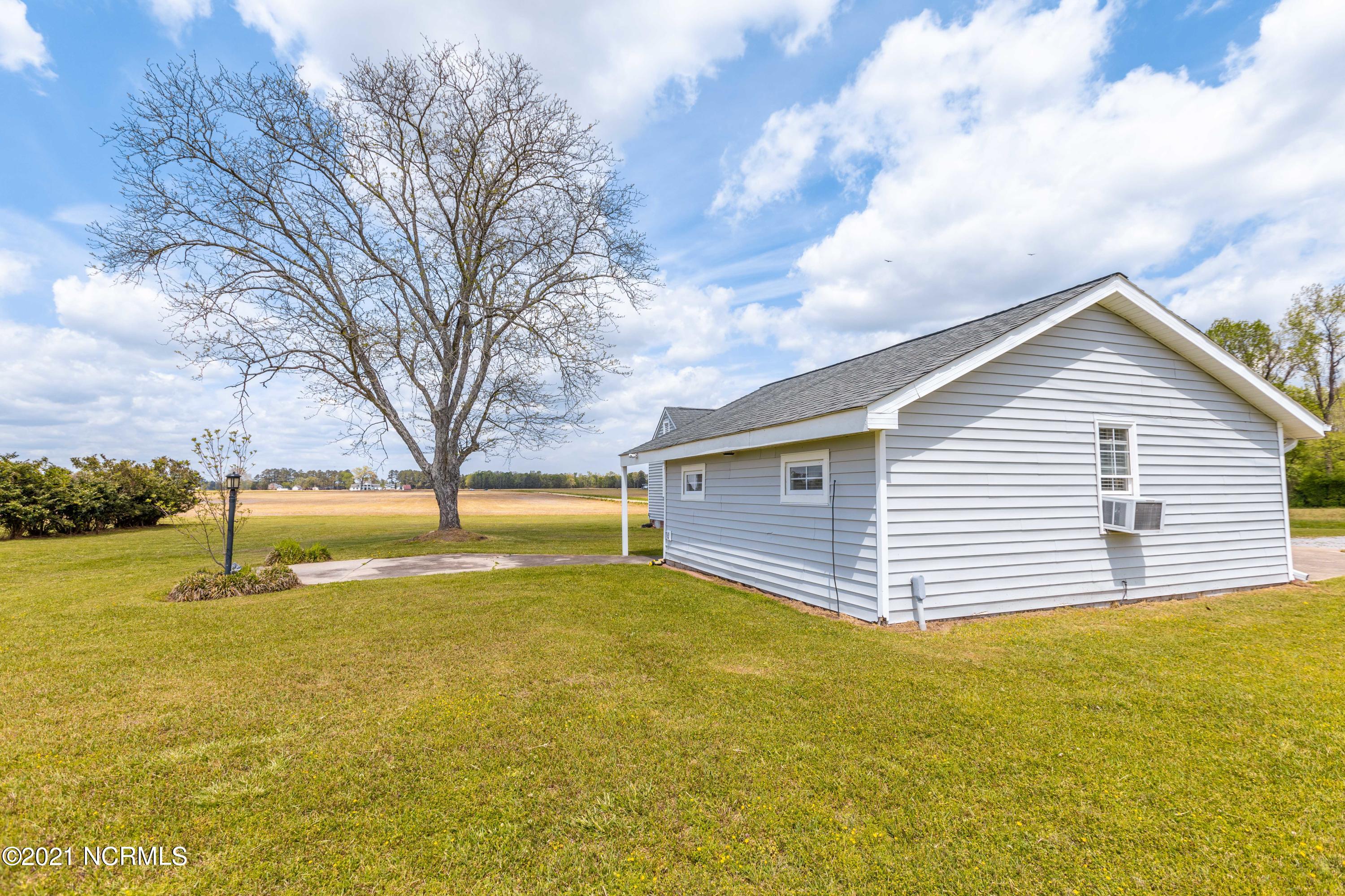 639 Sumrell Road Ayden, NC 28513 - Photo 37 of 52 639 Sumrell Road-7