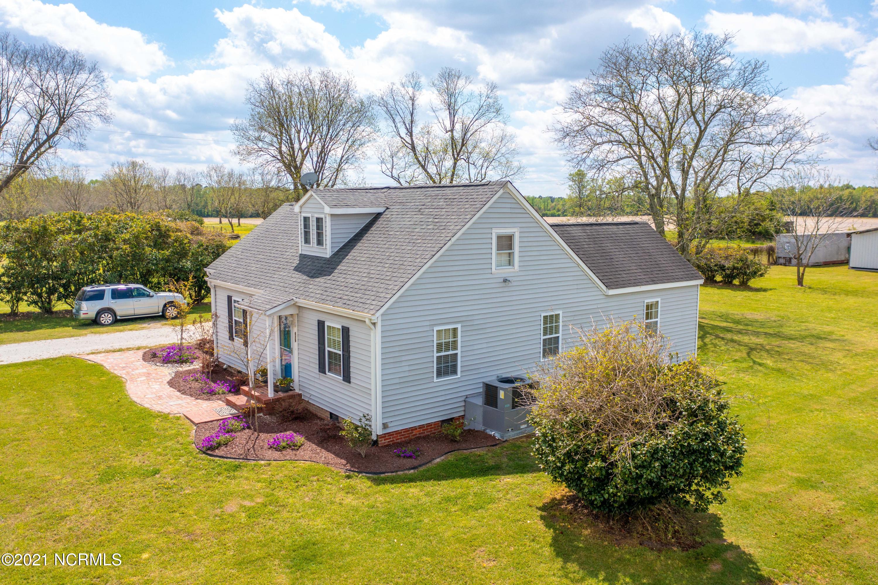 639 Sumrell Road Ayden, NC 28513 - Photo 43 of 52 639 Sumrell Road-13