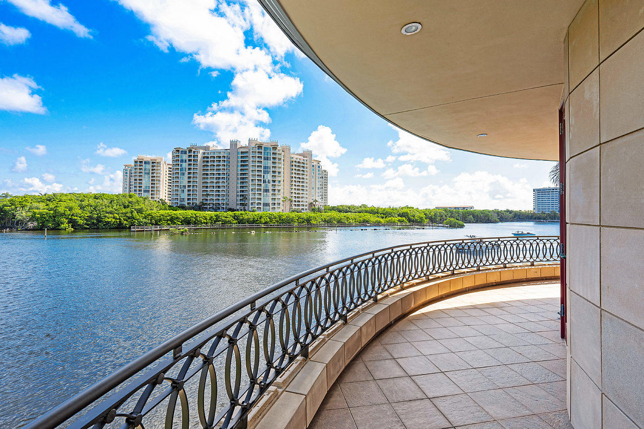 898 Berkley Street Boca Raton, FL 33487 - Photo 28 of 48 028-898BerkeleySt-BocaRaton-FL-small