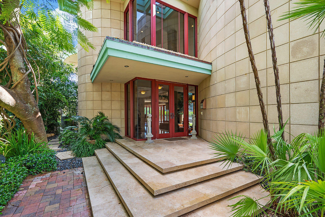 898 Berkley Street Boca Raton, FL 33487 - Photo 3 of 48 003-898BerkeleySt-BocaRaton-FL-small