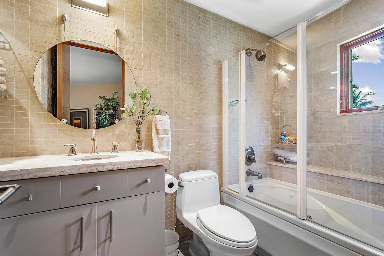 898 Berkley Street Boca Raton, FL 33487 - Photo 40 of 48 040-898BerkeleySt-BocaRaton-FL-small