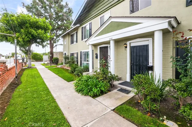 $4,500 | 3342 Bradbury Road, Unit 34, Rossmoor, CA 90720