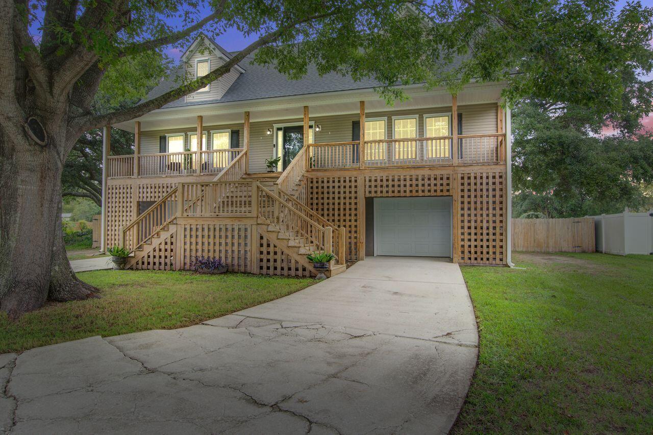 1668 Old Military Road Charleston, SC 29412 - Photo 1 of 49 1668_(45)_DTE