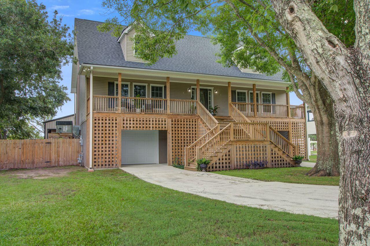 1668 Old Military Road Charleston, SC 29412 - Photo 3 of 49 1668_(46)