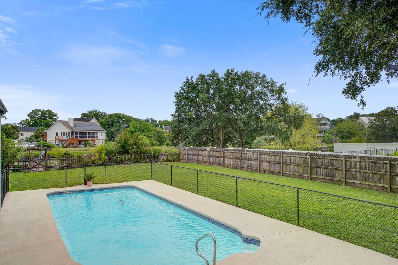 1668 Old Military Road Charleston, SC 29412 - Photo 40 of 49 1668_(33)