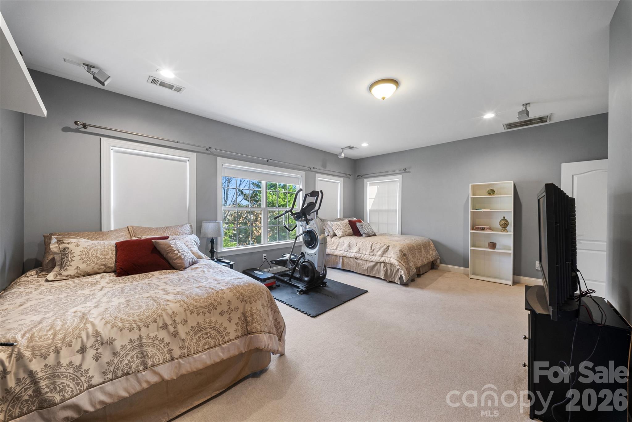 8715 Savannah Road Harrisburg, NC 28075 - Photo 32 of 47