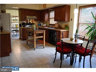 3006 Regency Drive Sinking Spring, PA 19608 - Photo 3 of 12 Gallery Image 3