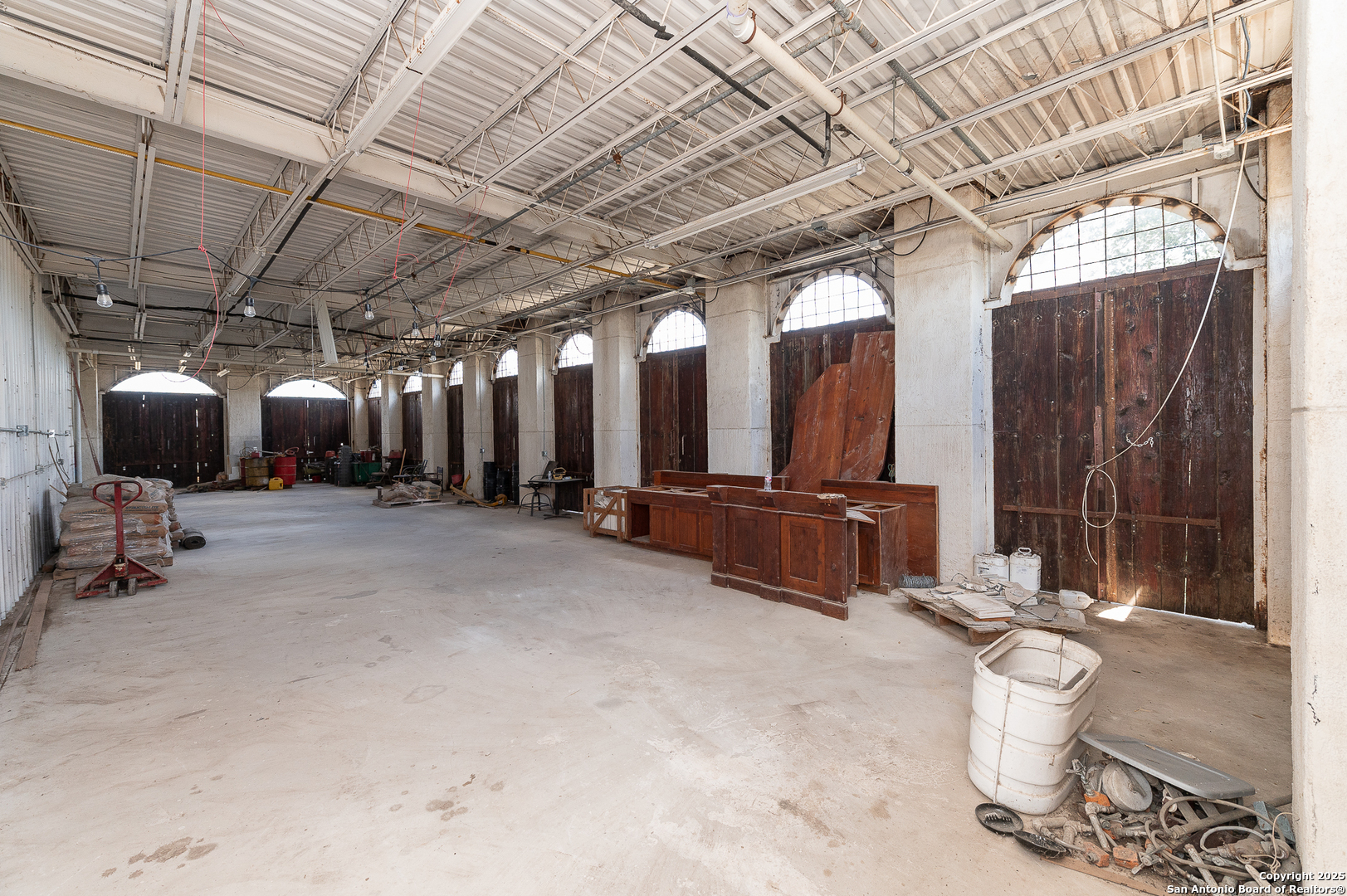 350 Ridgeview Drive Pleasanton, TX 78064 - Photo 38 of 49