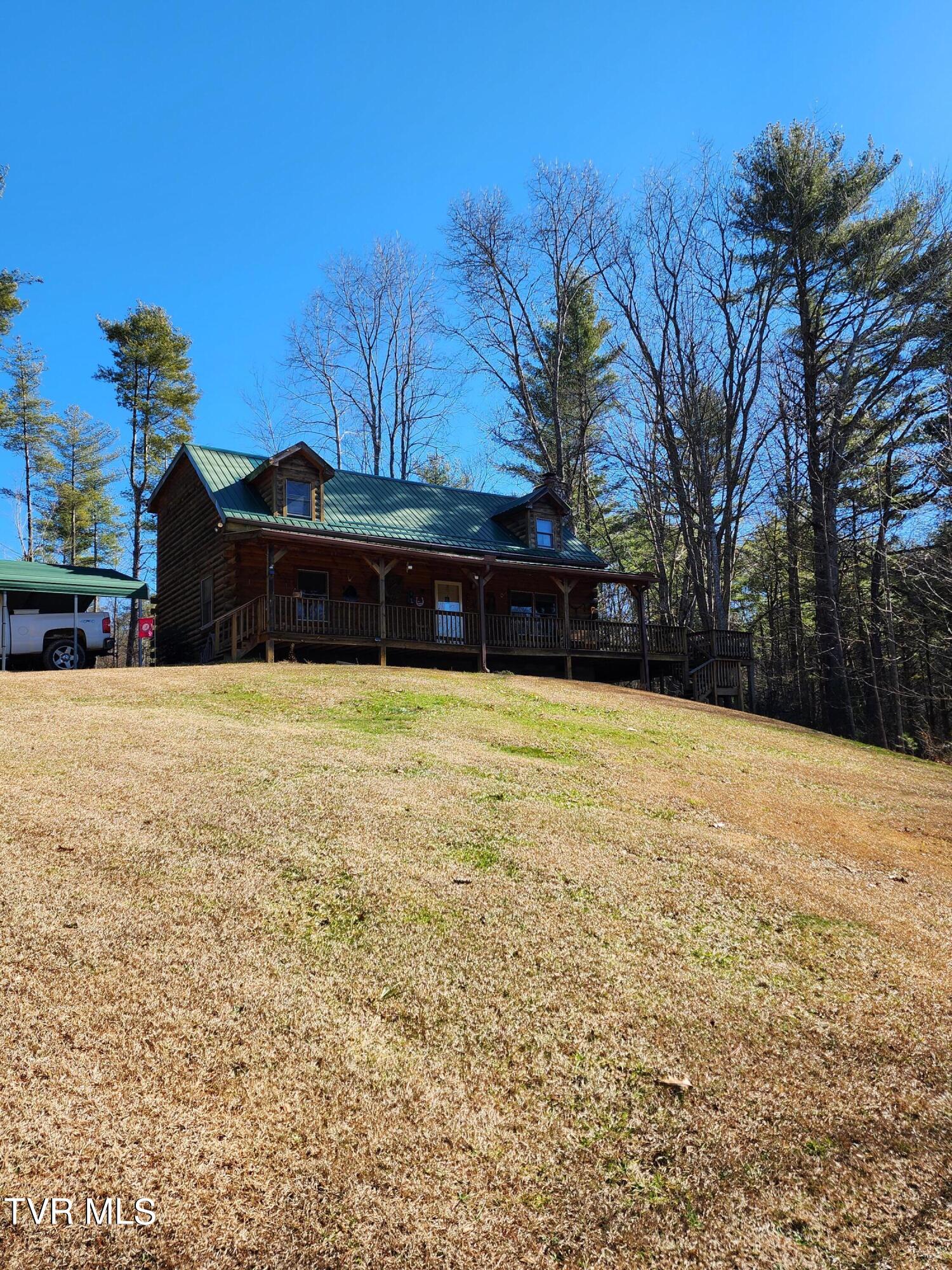 2564 Divide Road Mountain City, TN 37683 - Photo 54 of 65 20240203_115011 (1)