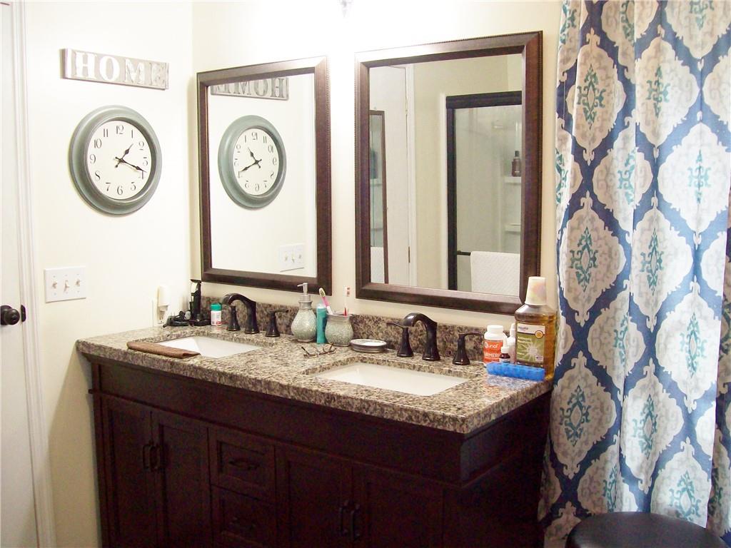 971 Abington Road Lenoir, NC 28645 - Photo 24 of 32 Gallery Image 24