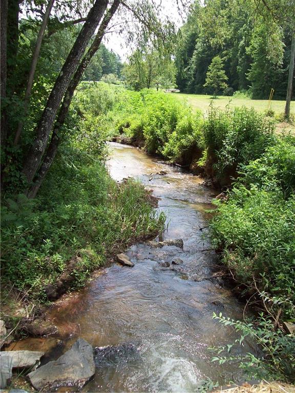 971 Abington Road Lenoir, NC 28645 - Photo 4 of 32 Gallery Image 4