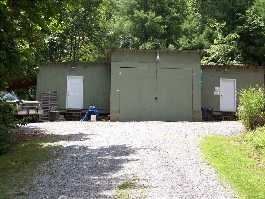 971 Abington Road Lenoir, NC 28645 - Photo 8 of 32 Gallery Image 8