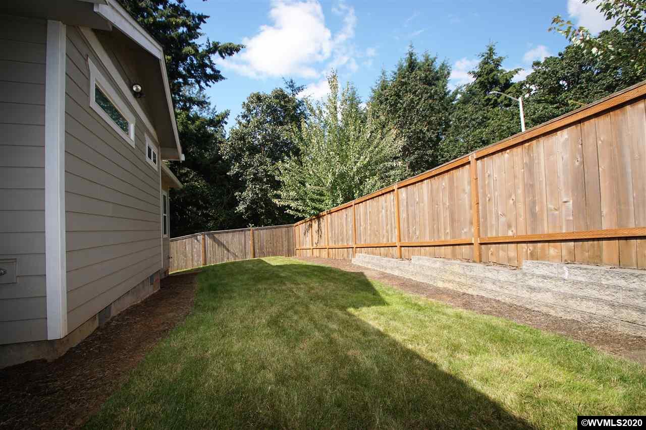 357 Summit View Avenue Southeast Salem, OR 97306 - Photo 39 of 40