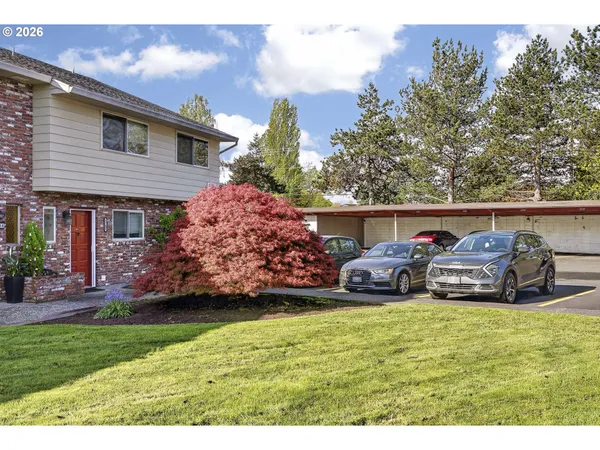 $245,000 | 1702 Northeast Hogan Drive, Gresham, OR 97030
