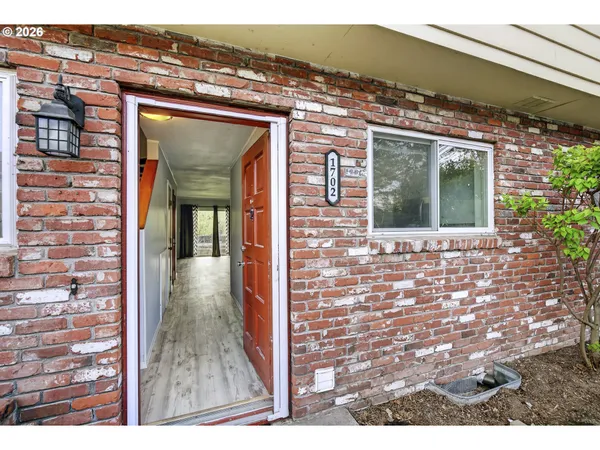 $245,000 | 1702 Northeast Hogan Drive, Gresham, OR 97030