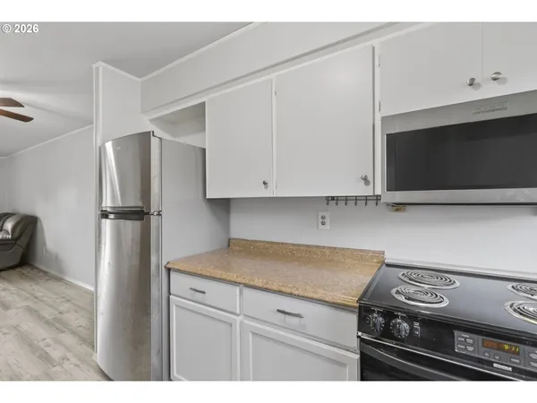 $245,000 | 1702 Northeast Hogan Drive, Gresham, OR 97030