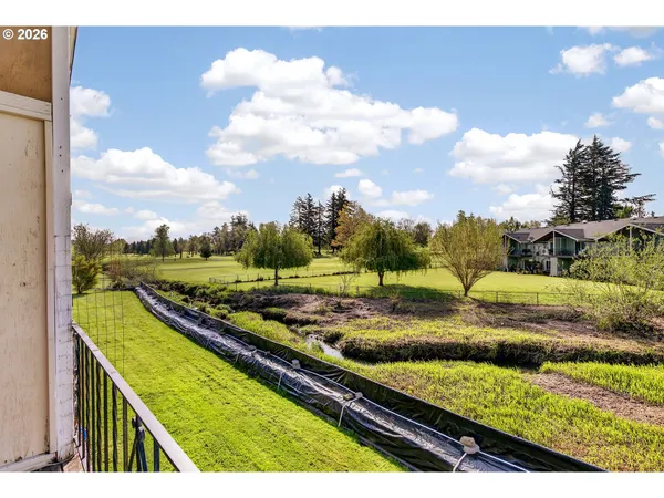 $245,000 | 1702 Northeast Hogan Drive, Gresham, OR 97030