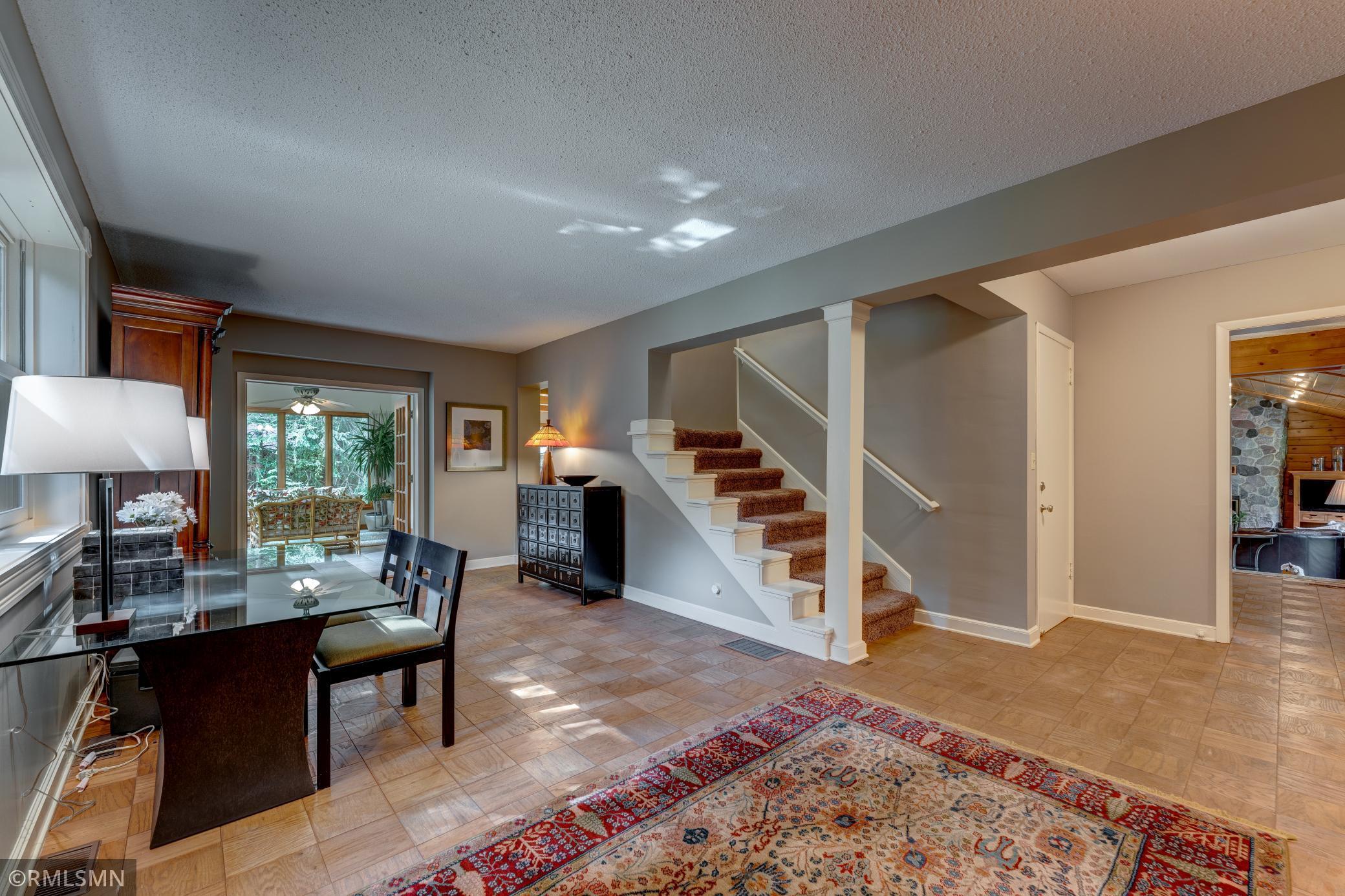 1706 Linner Road Minnetonka, MN 55391 - Photo 3 of 26