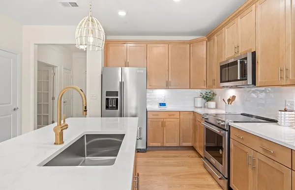 $475,395 | 7 Green Street, Unit 108, Shrewsbury, MA 01545