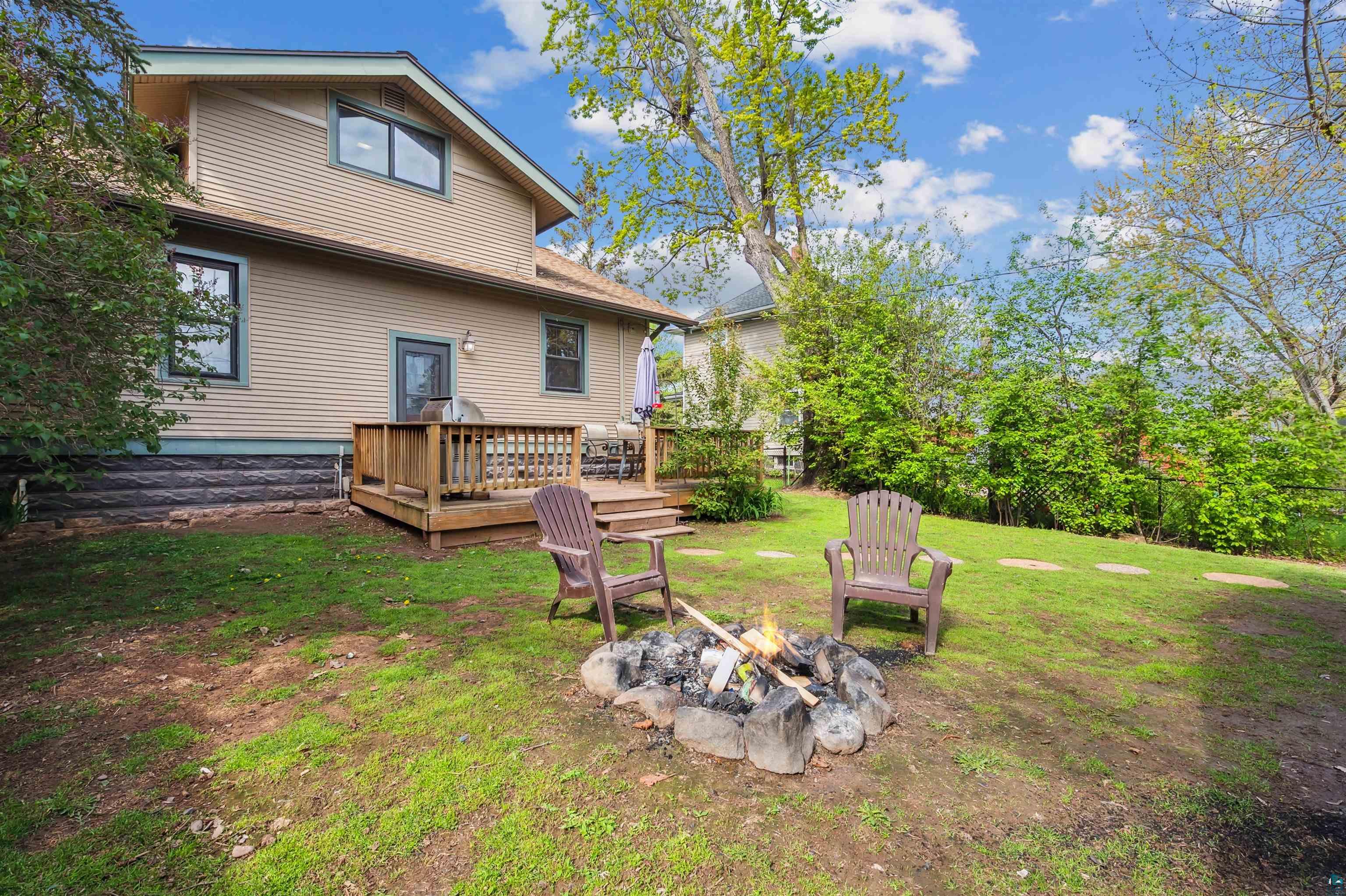 4516 Gladstone Street Duluth, MN 55804 - Photo 18 of 20 View of yard with a wooden deck