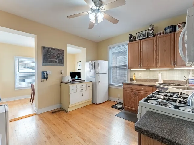 $250,000 | 2221 South Lombard Avenue, Cicero, IL 60804