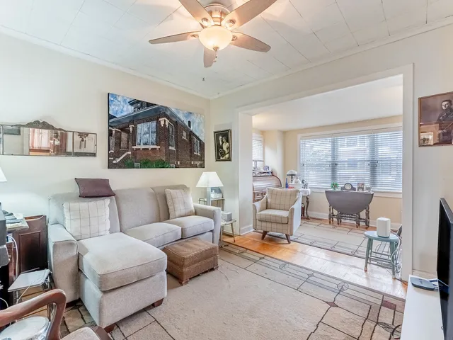 $250,000 | 2221 South Lombard Avenue, Cicero, IL 60804