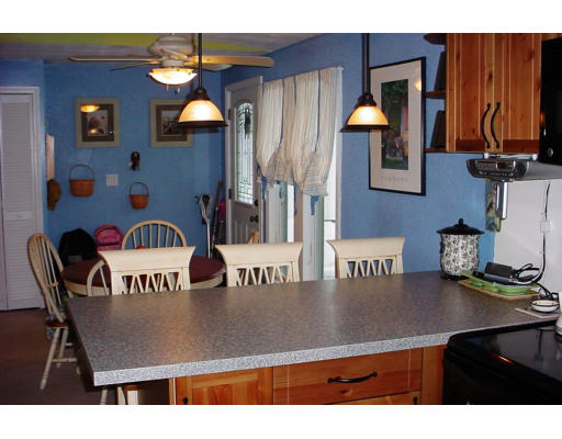 50 Gregory Road Framingham, MA 01701 - Photo 3 of 21