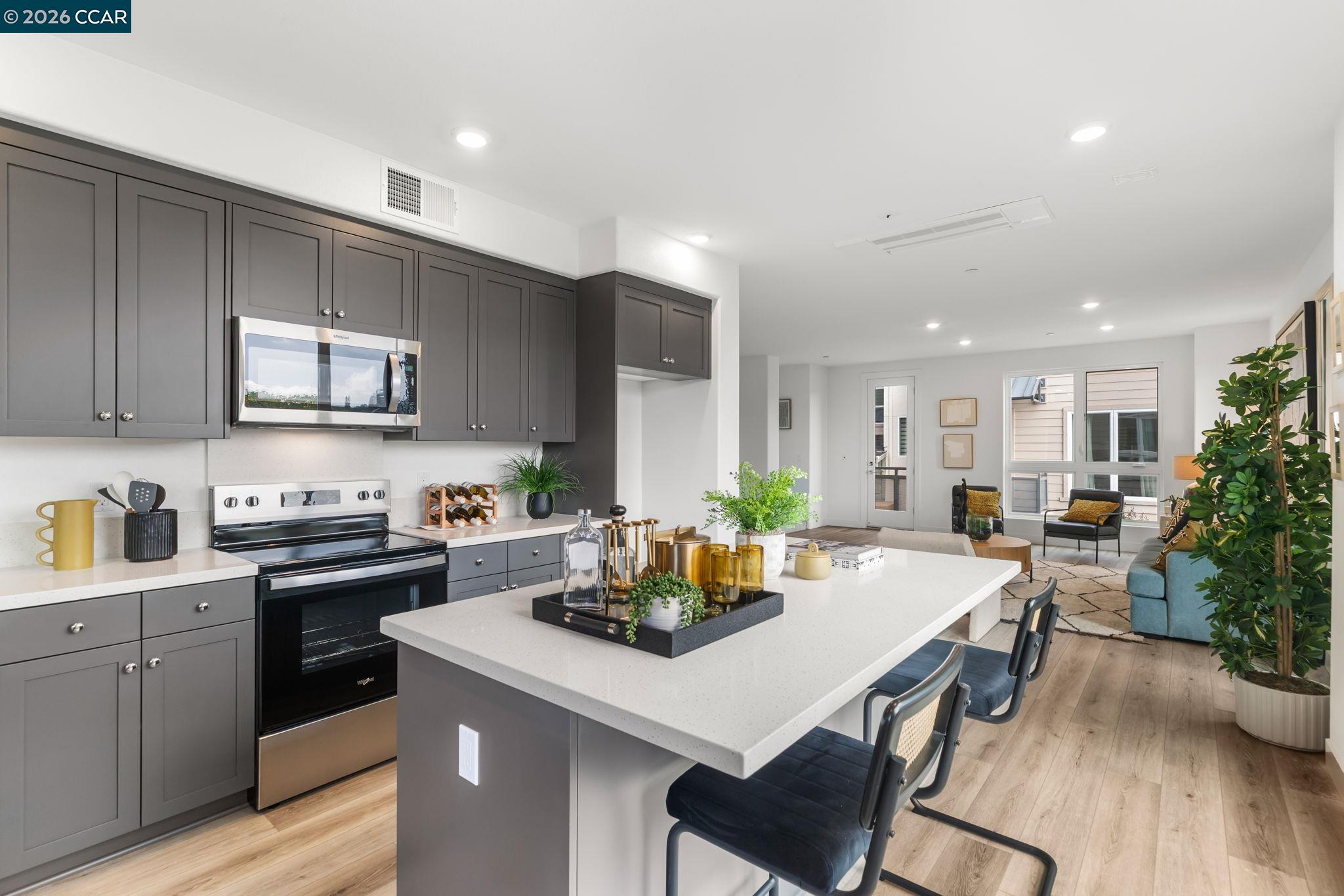 27277 Cosmo Court Hayward, CA 94544 - Photo 11 of 45