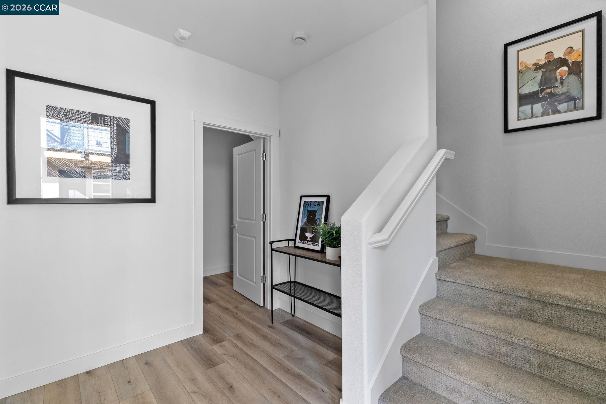 27277 Cosmo Court Hayward, CA 94544 - Photo 6 of 45