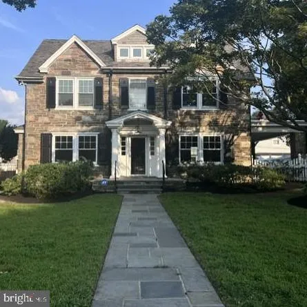 $5,800 | 1356 Arbordale Road, Wynnewood, PA 19096