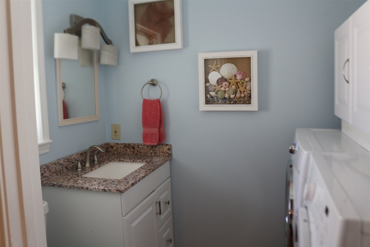62 Winding Pond Road, Unit 62 Londonderry, NH 03053 - Photo 14 of 39