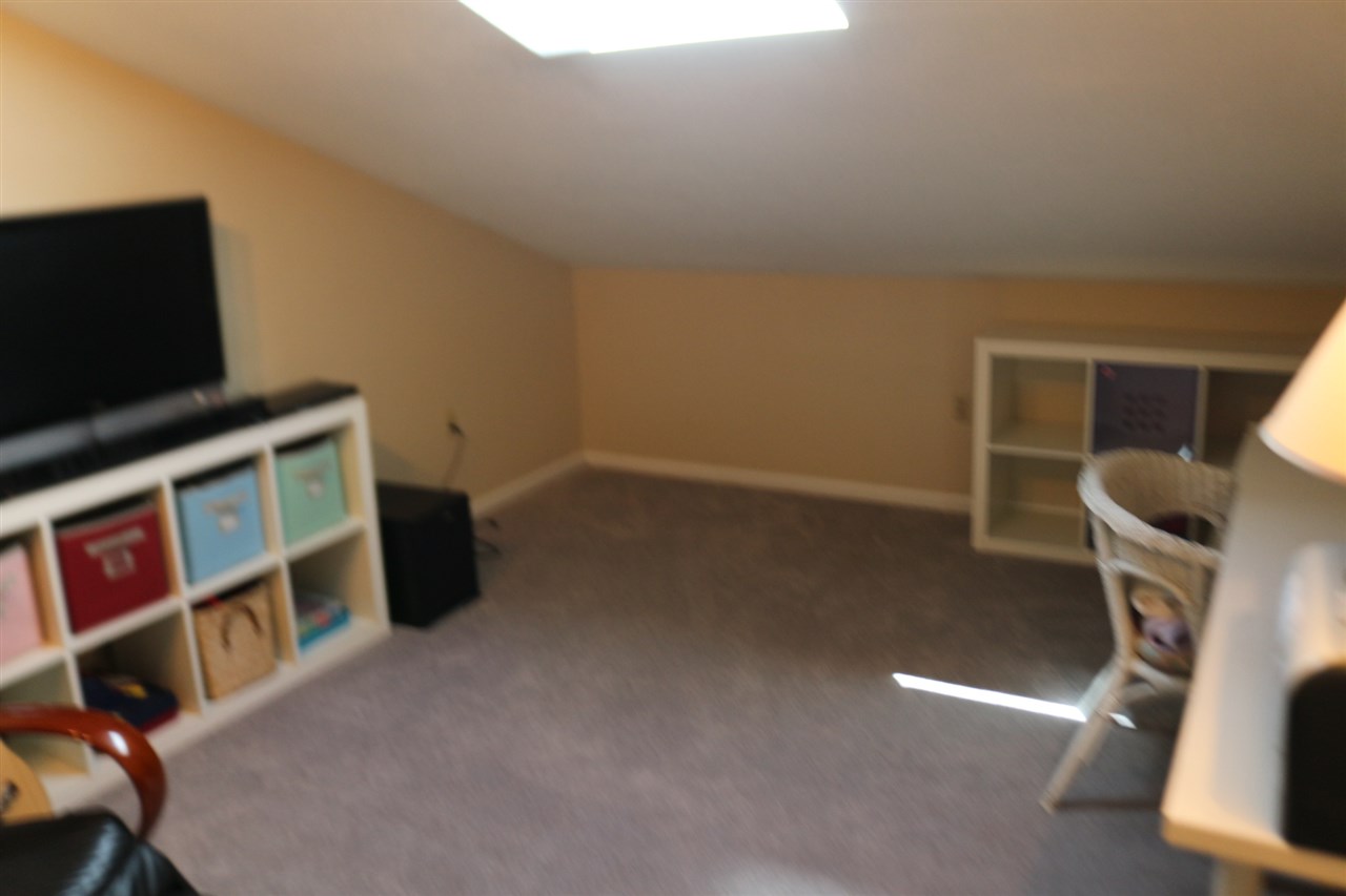 62 Winding Pond Road, Unit 62 Londonderry, NH 03053 - Photo 19 of 39