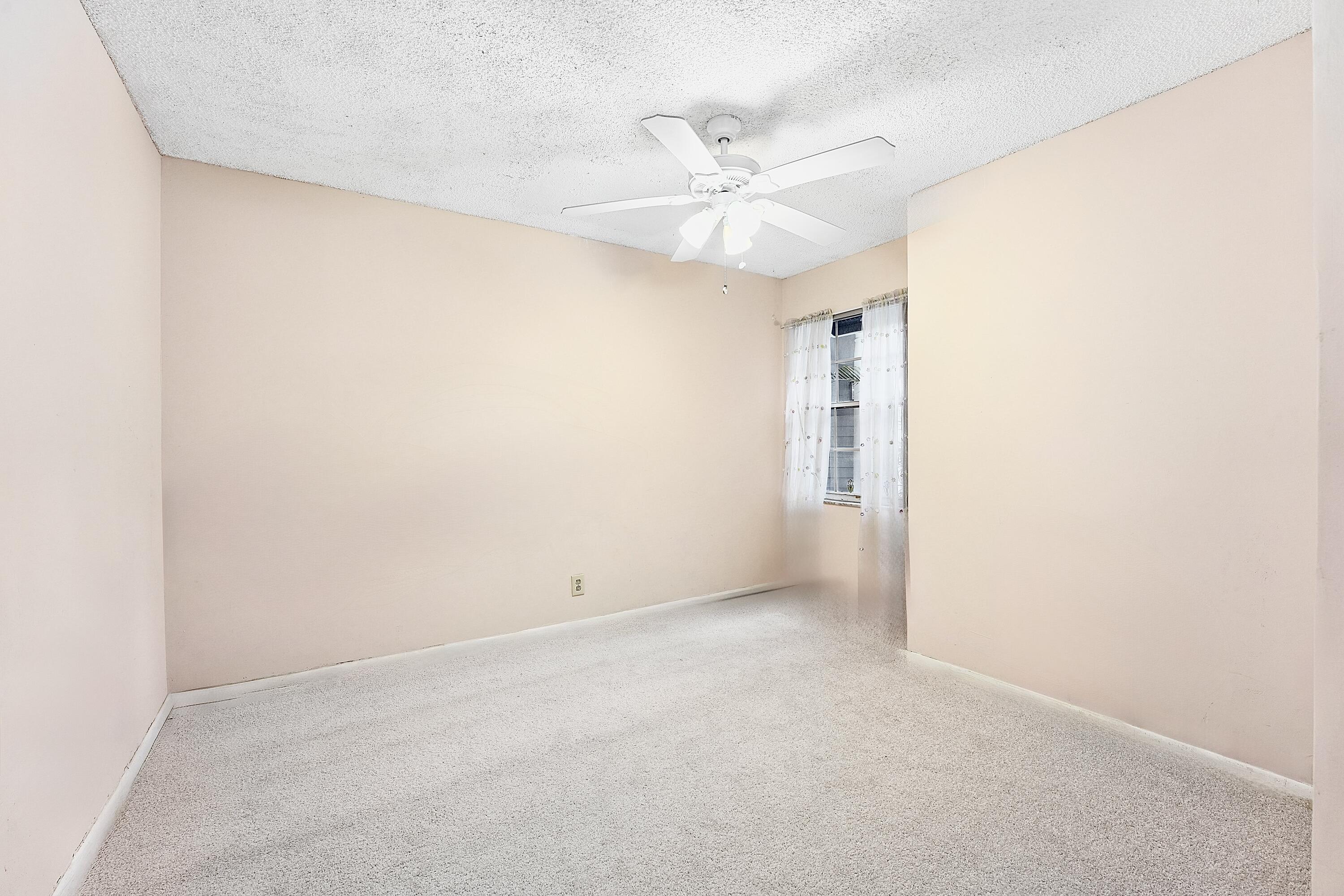 5272 Buckhead Circle, Unit 1010 Boca Raton, FL 33431 - Photo 19 of 28 Bedroom 3