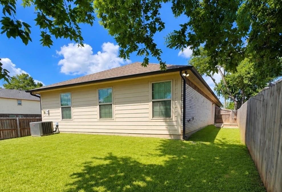 300 Lipscomb Street Cleburne, TX 76031 - Photo 27 of 28