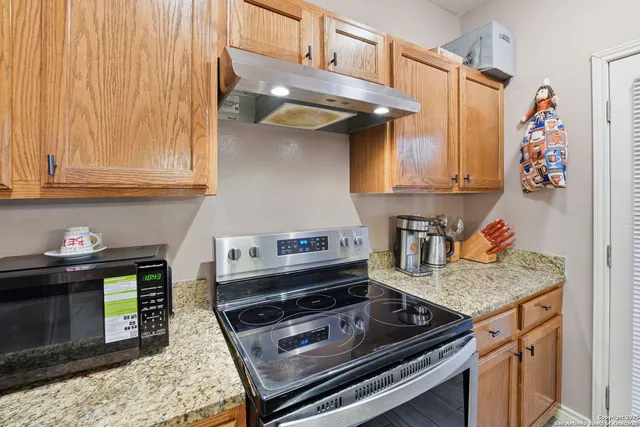 $177,000 | 8655 Datapoint Drive, Unit 505, San Antonio, TX 78229