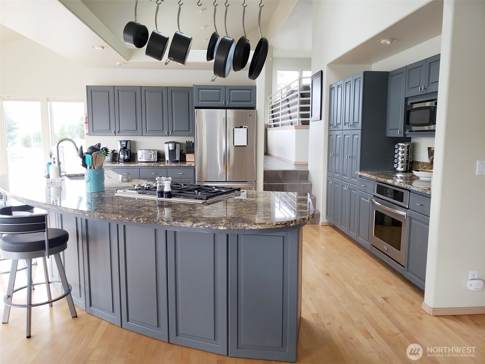 335 Henderson Road Chelan, WA 98816 - Photo 11 of 40