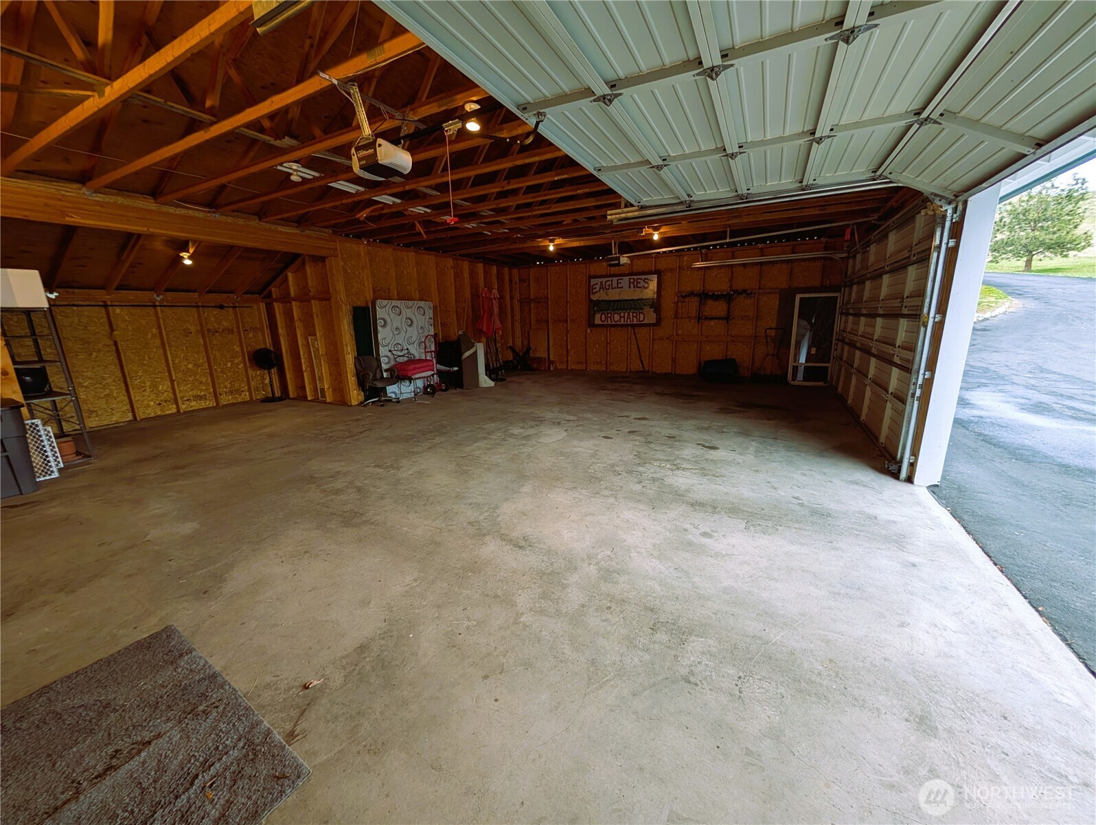 335 Henderson Road Chelan, WA 98816 - Photo 35 of 40