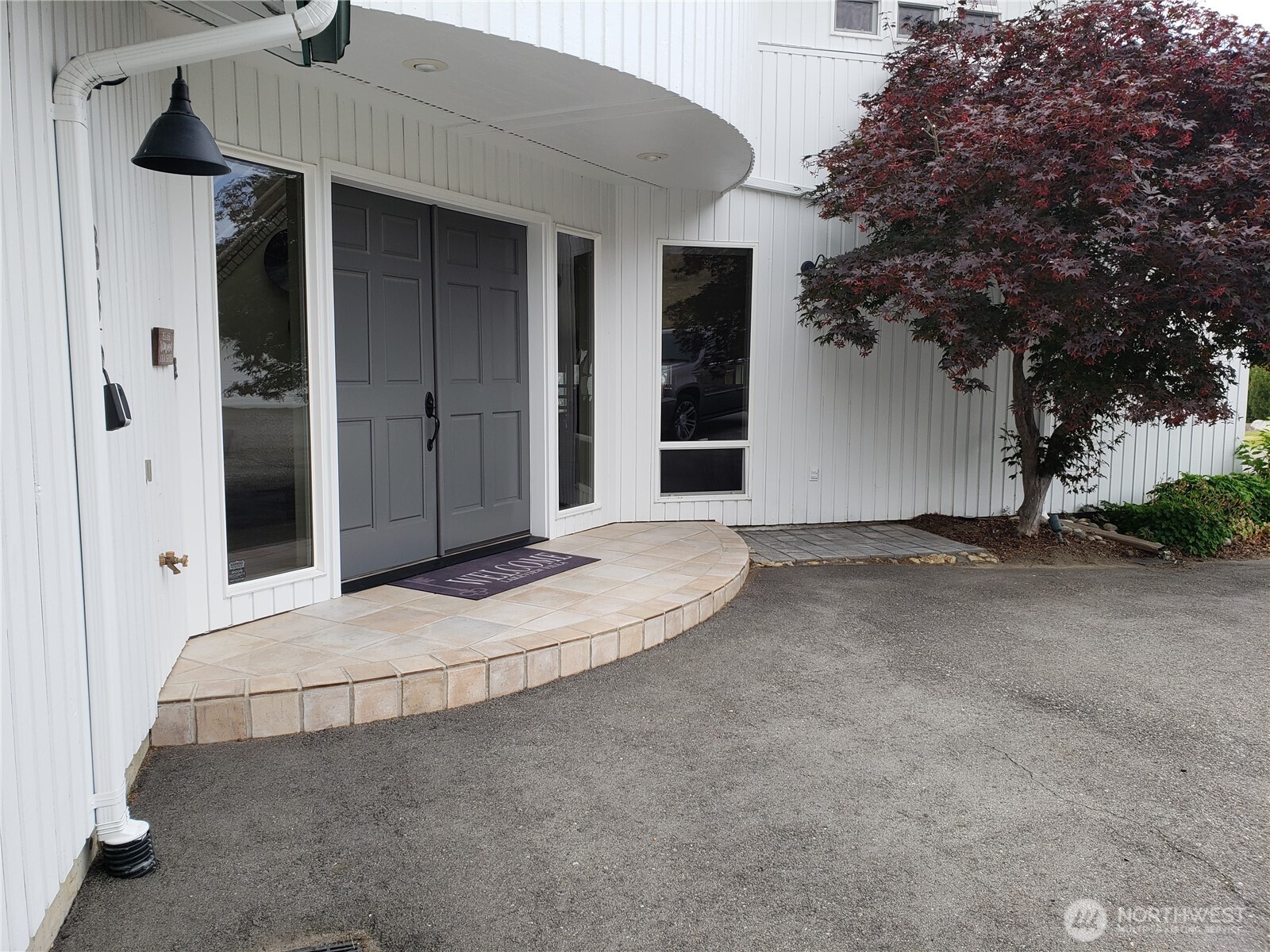 335 Henderson Road Chelan, WA 98816 - Photo 10 of 40