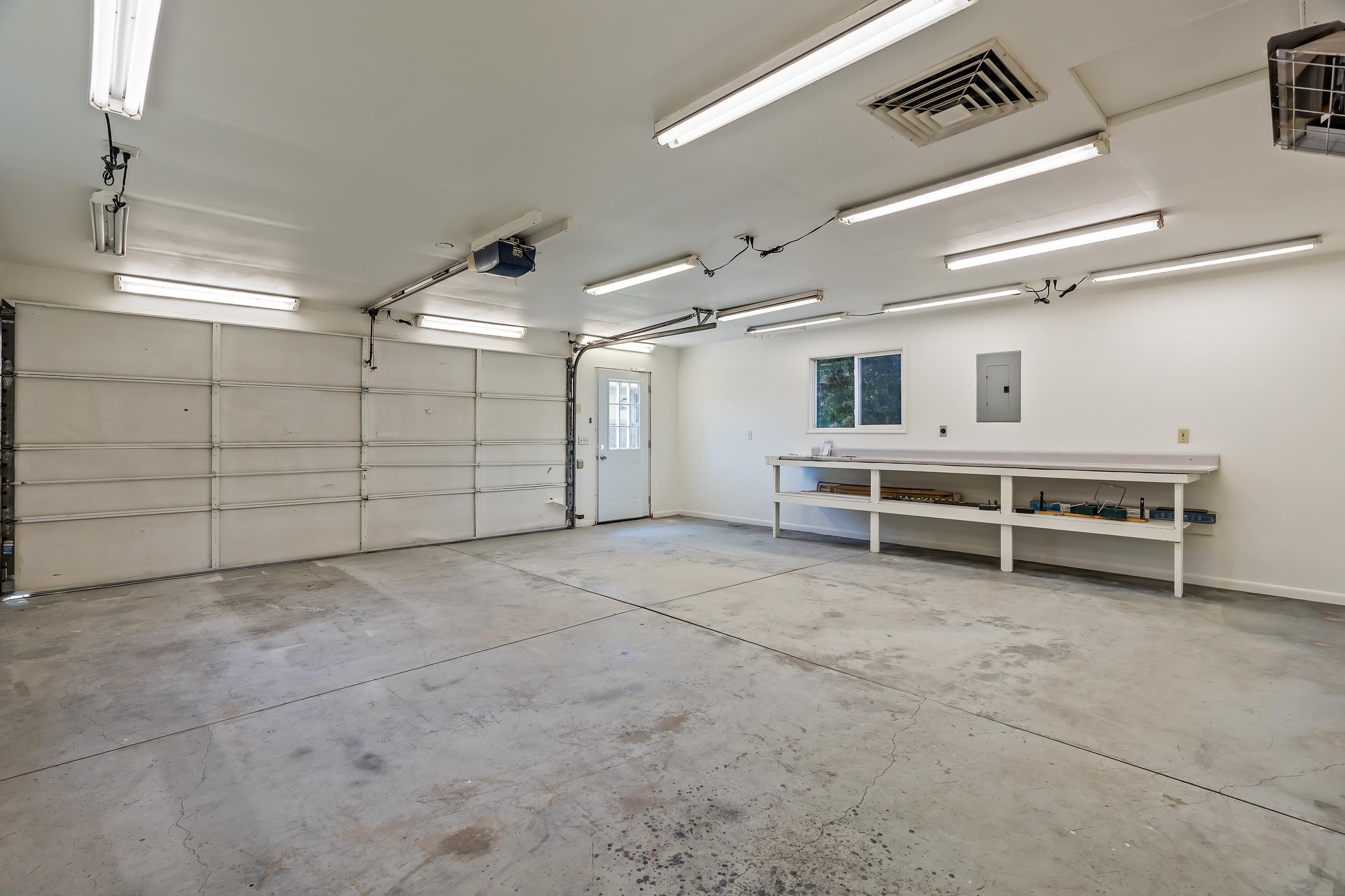 705-24 24 3/4 Road Grand Junction, CO 81505 - Photo 22 of 27 a view of a garage