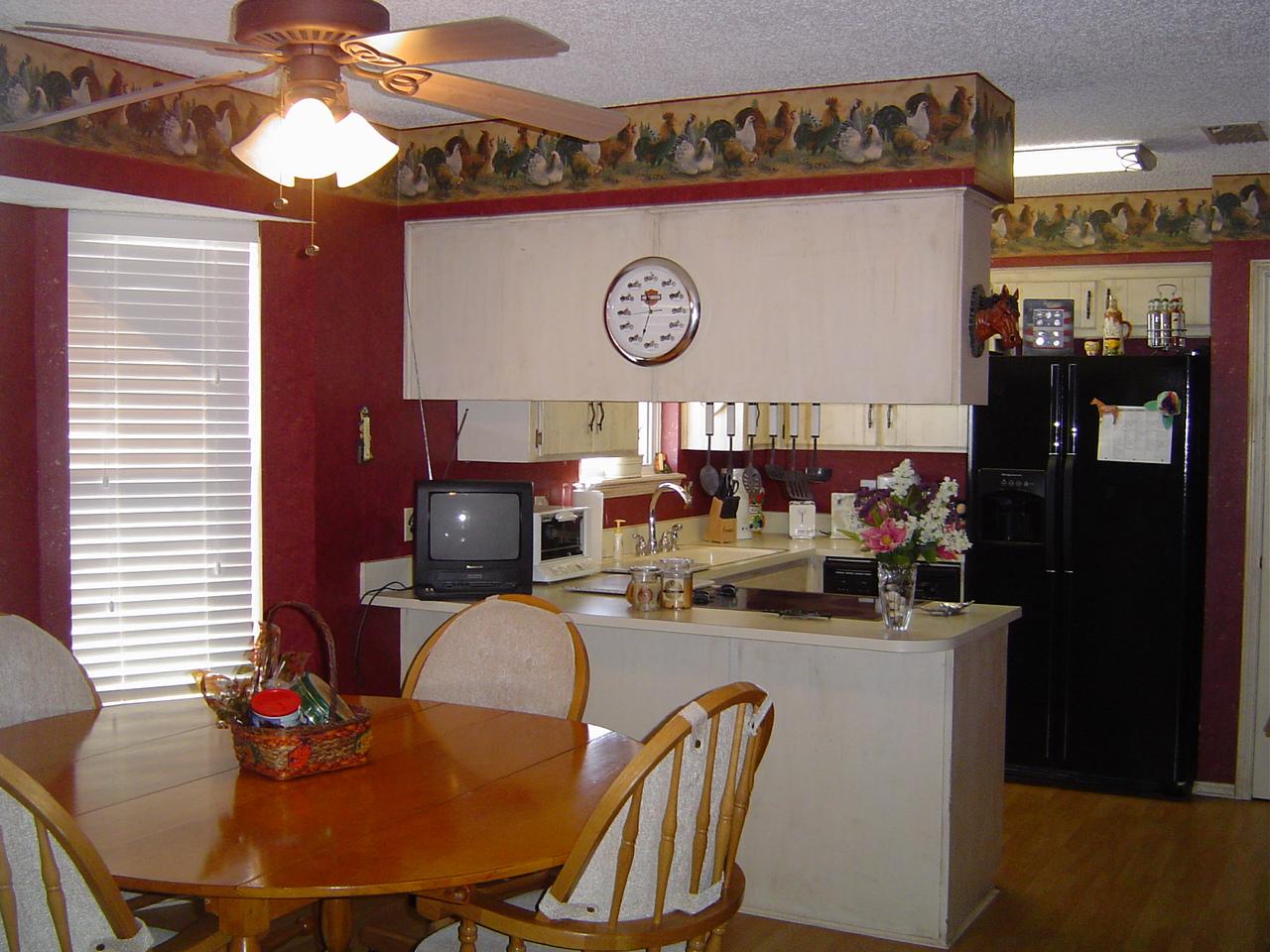 8201 Bushland Road Amarillo, TX 79119 - Photo 3 of 10 Kitchen