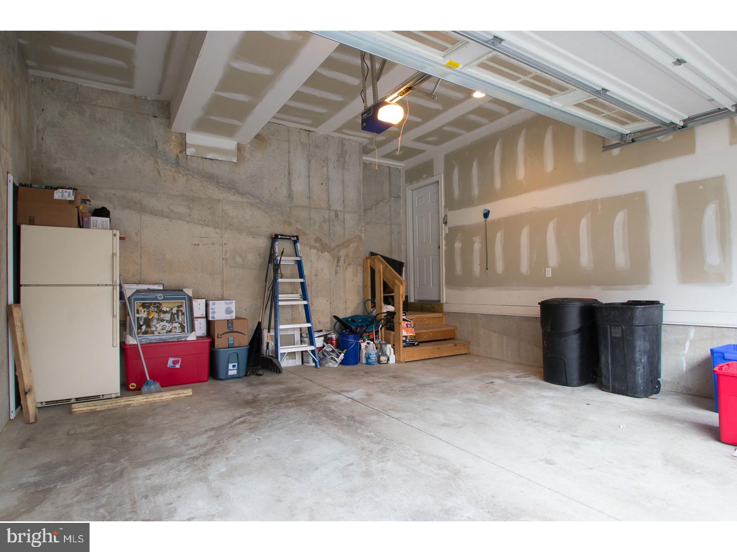 932 East Cathedral Road Philadelphia, PA 19128 - Photo 23 of 25 Garage