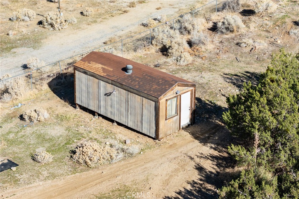 10163 Ponderosa Road Pinon Hills, CA 92372 - Photo 33 of 35 a view of roof deck with a yard