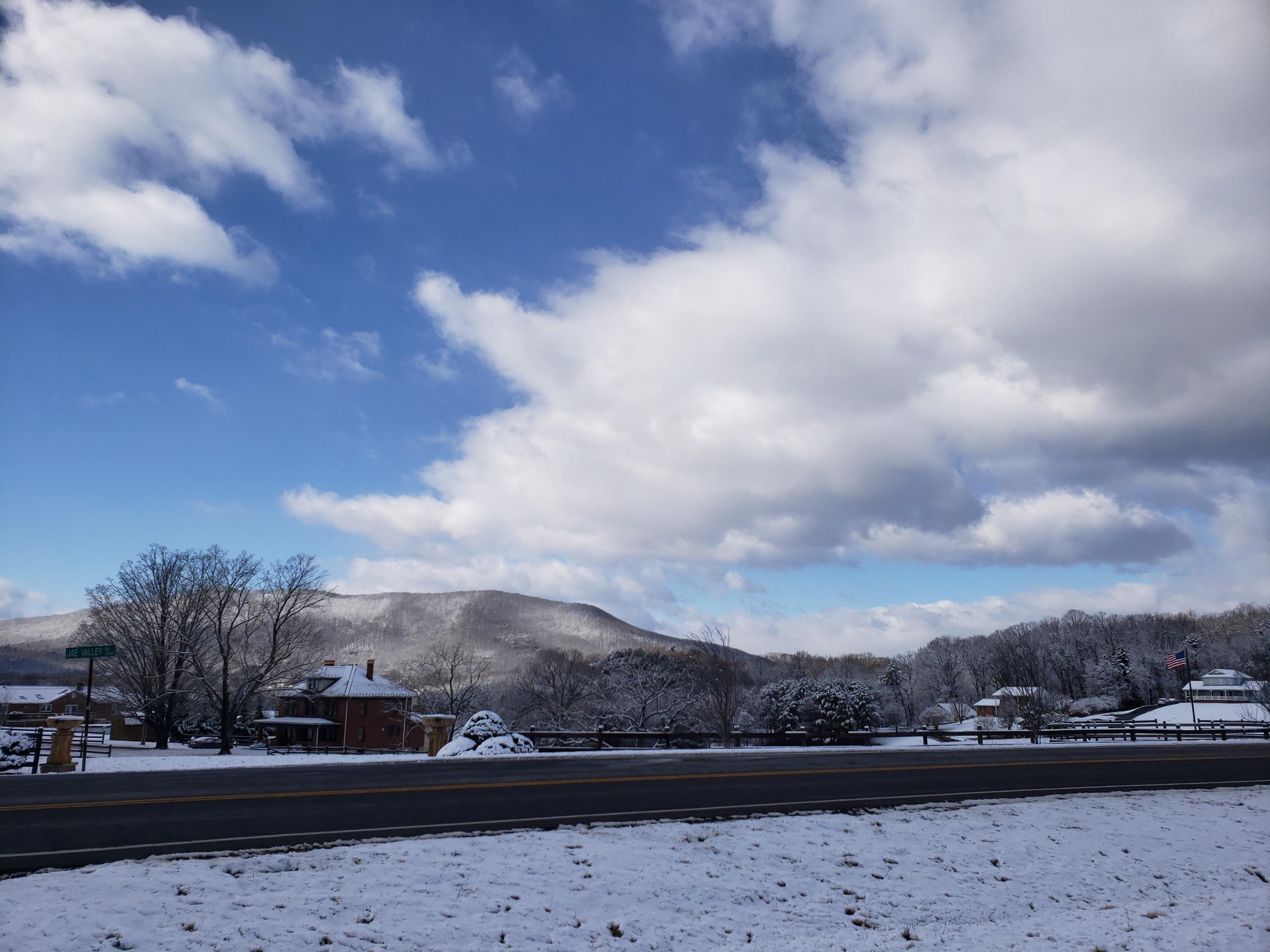 3400 Jae Valley Road Roanoke, VA 24014 - Photo 3 of 15 a view of mountain