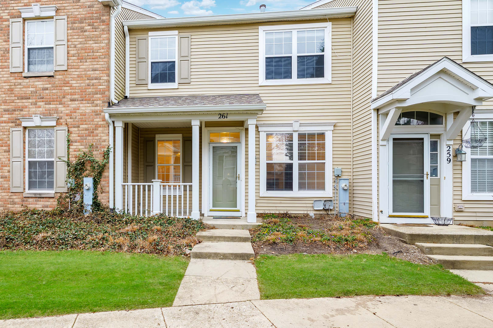 261 Springbrook Trail South Oswego, IL 60543 - Photo 1 of 24