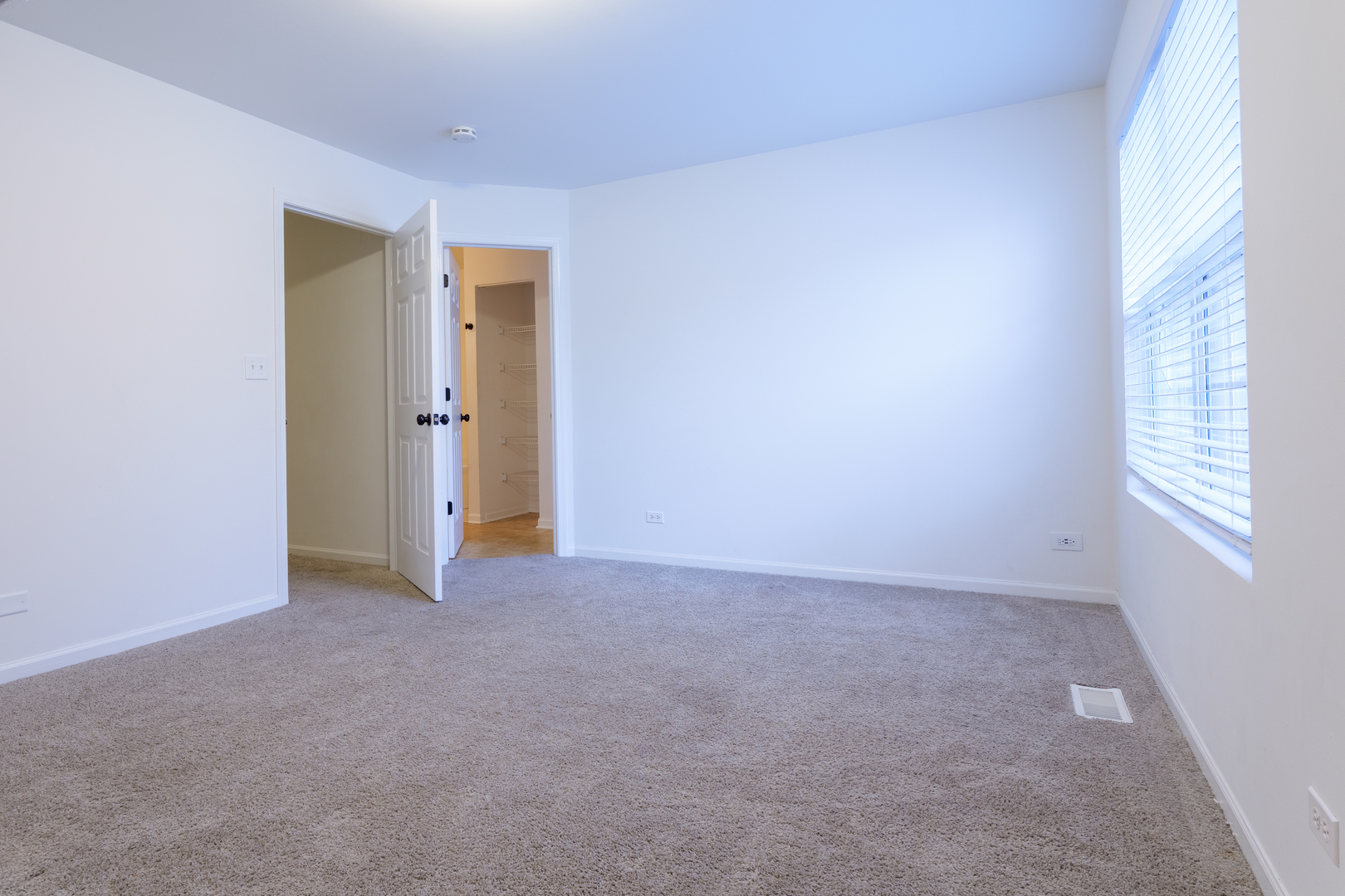 261 Springbrook Trail South Oswego, IL 60543 - Photo 8 of 24