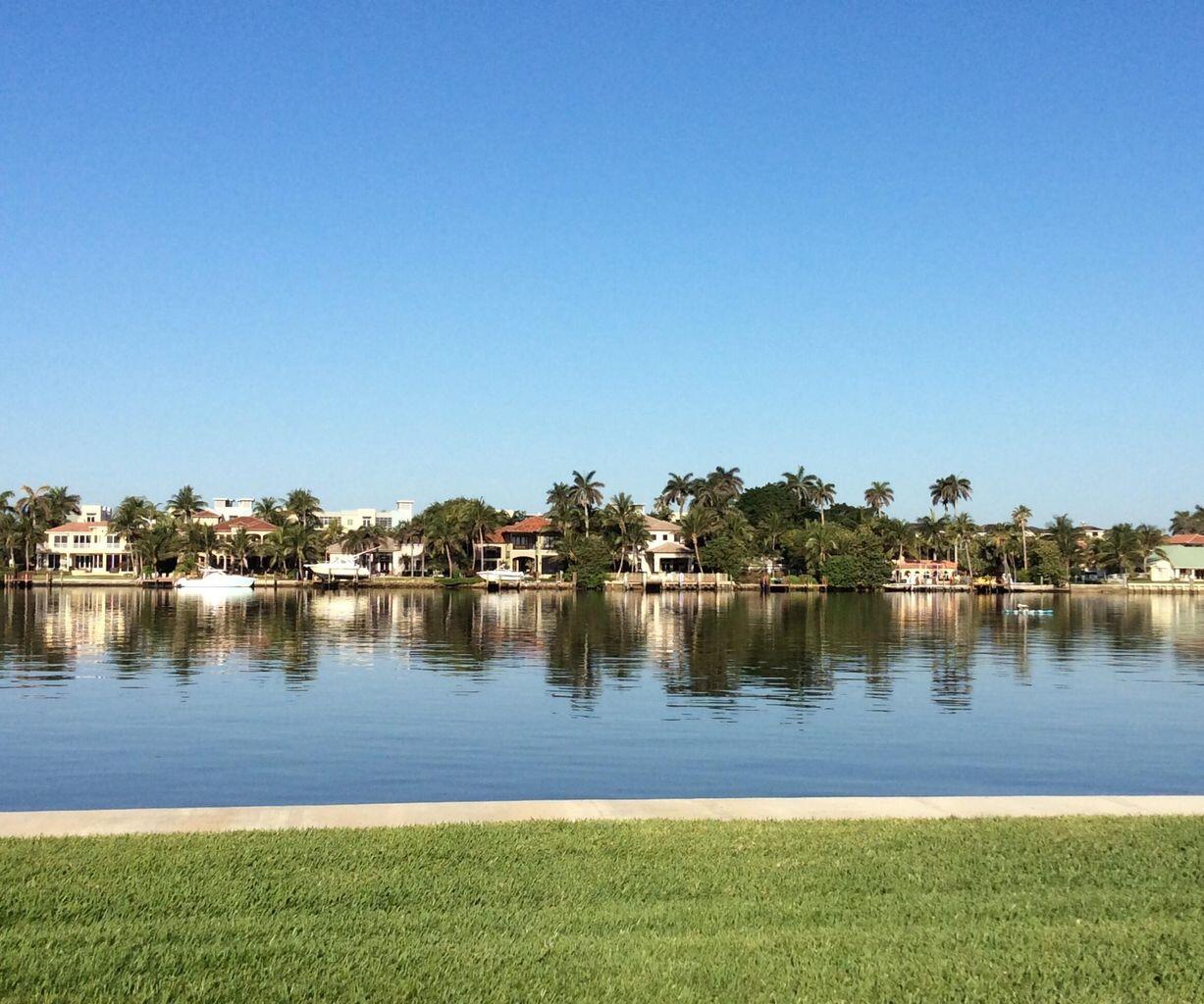 314 Venetian Drive, Unit 7 Delray Beach, FL 33483 - Photo 12 of 14 314 Tahiti Cove #7