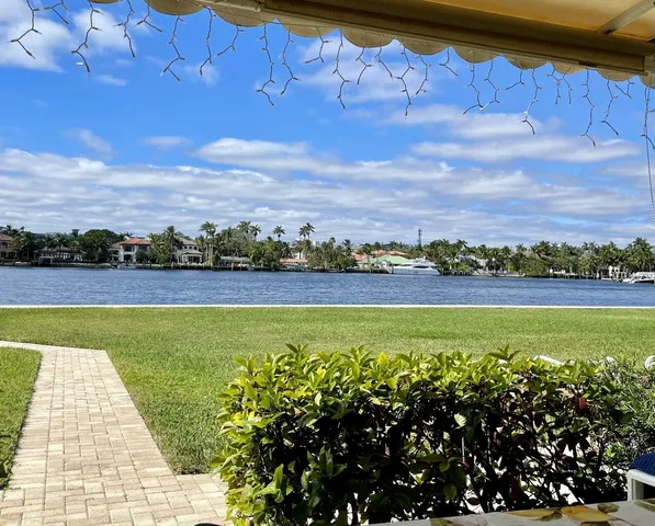 $2,900 | 314 Venetian Drive, Unit 7, Delray Beach, FL 33483