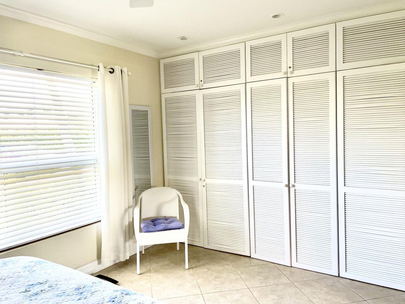 314 Venetian Drive, Unit 7 Delray Beach, FL 33483 - Photo 9 of 14 314 Tahiti Cove #7